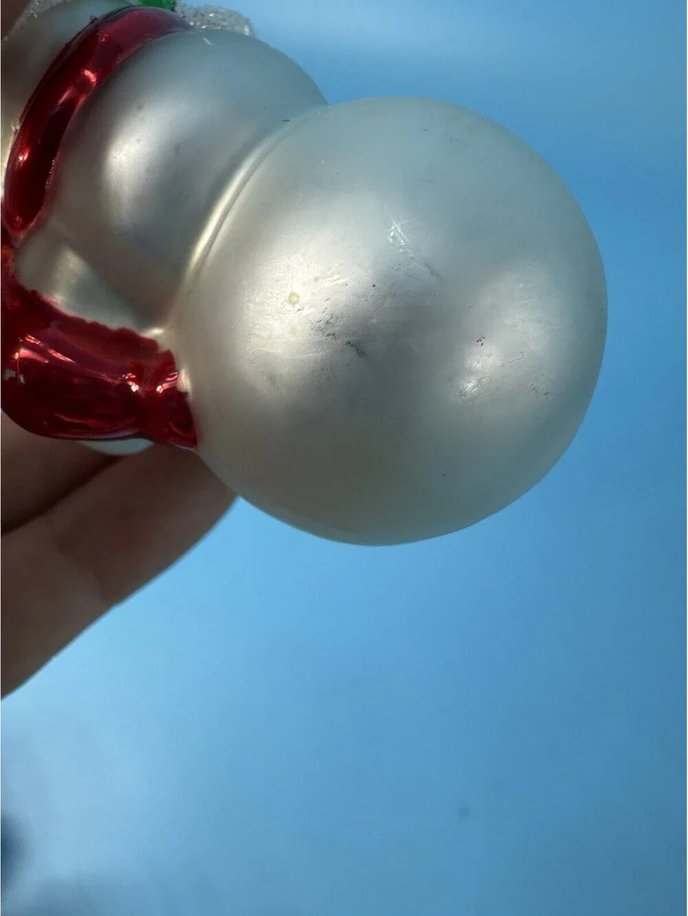 Vintage 2003 Thomas Pacconi Blown Glass Snowman Holding Beach Ball Ornament 3.5